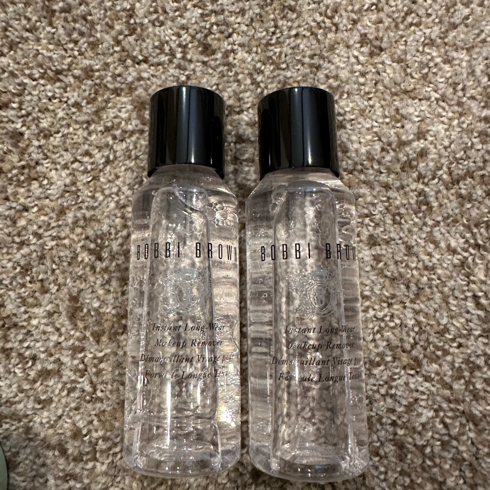 Bobbi Brown Instant Long wear Makeup Remover